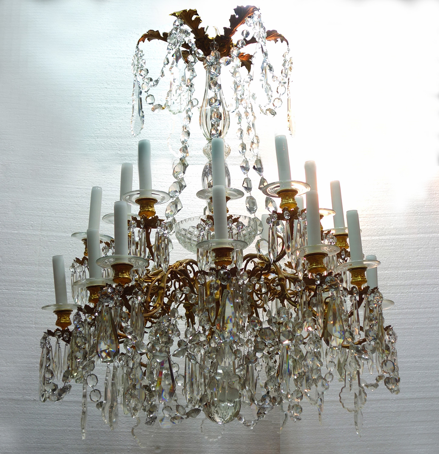 French 19th Century French Style Bronze and Crystal Chandelier